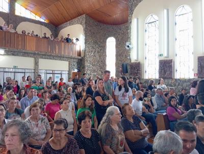 N. Sra. Aparecida - Missa das CrianÃ§as (12/10)